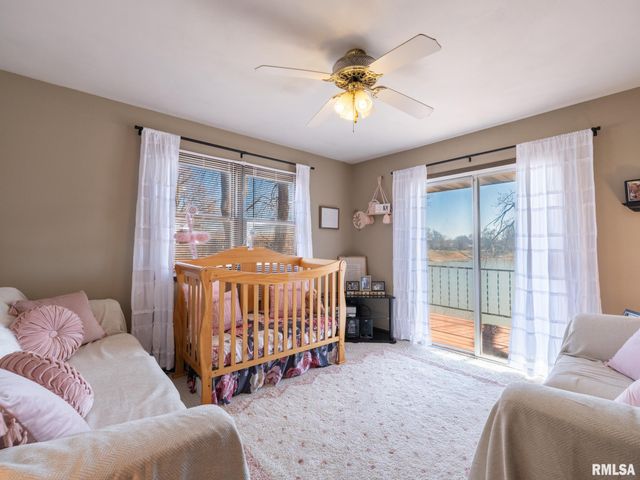 950 EDGEWATER Drive, North Pekin, IL 61554