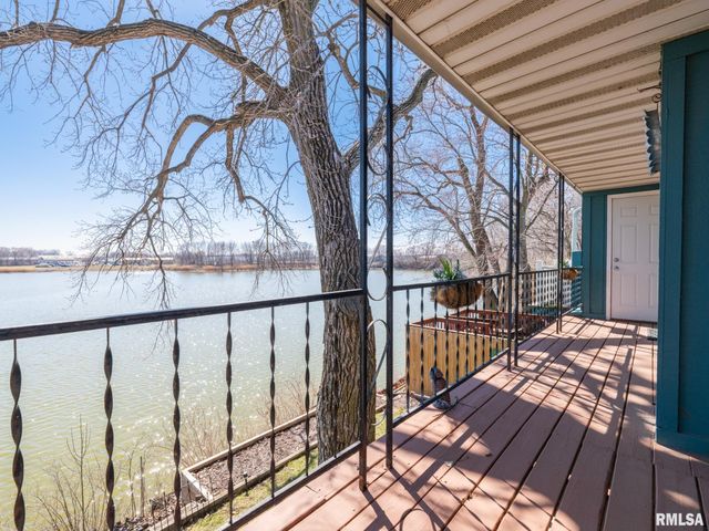 950 EDGEWATER Drive, North Pekin, IL 61554