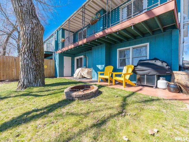 950 EDGEWATER Drive, North Pekin, IL 61554