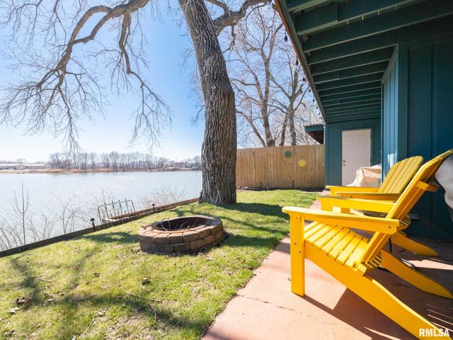 950 EDGEWATER Drive, North Pekin, IL 61554