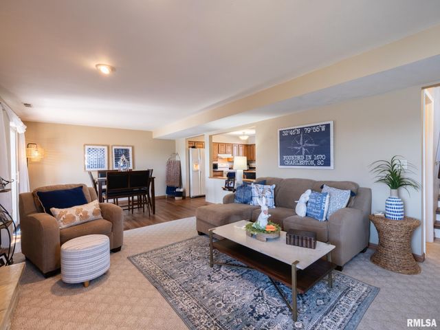 950 EDGEWATER Drive, North Pekin, IL 61554