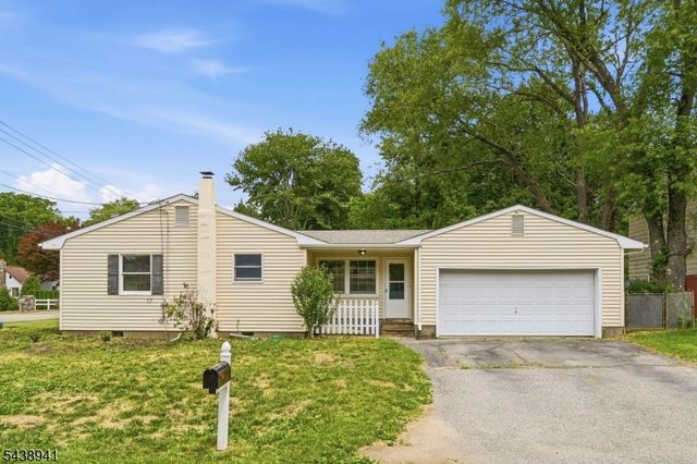 427 Warwick Tpke, West Milford Twp., NJ 07421