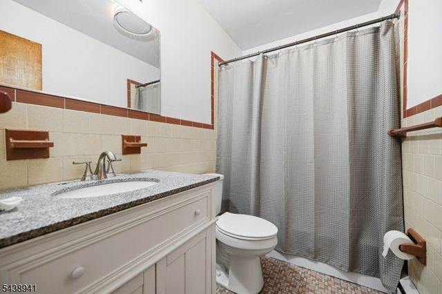 427 Warwick Tpke, West Milford Twp., NJ 07421