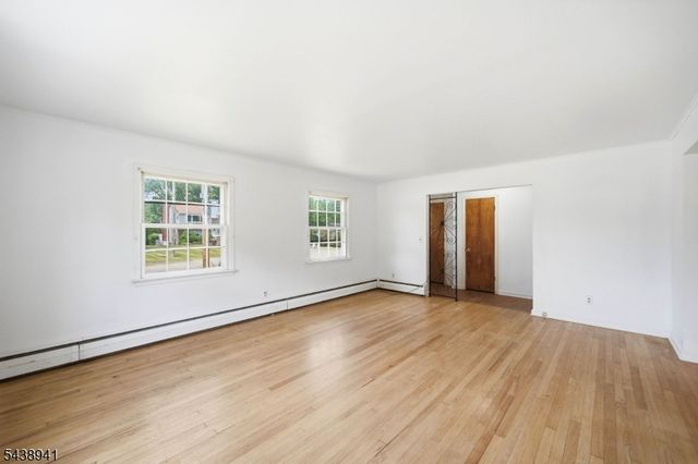 427 Warwick Tpke, West Milford Twp., NJ 07421