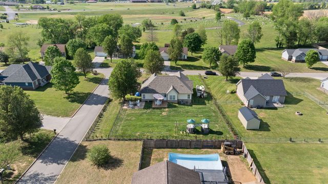 372 Ridgewood Drive, Somerset, KY 42503