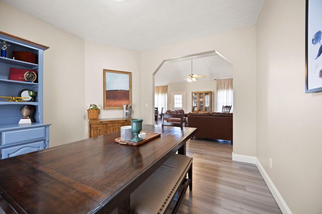 372 Ridgewood Drive, Somerset, KY 42503