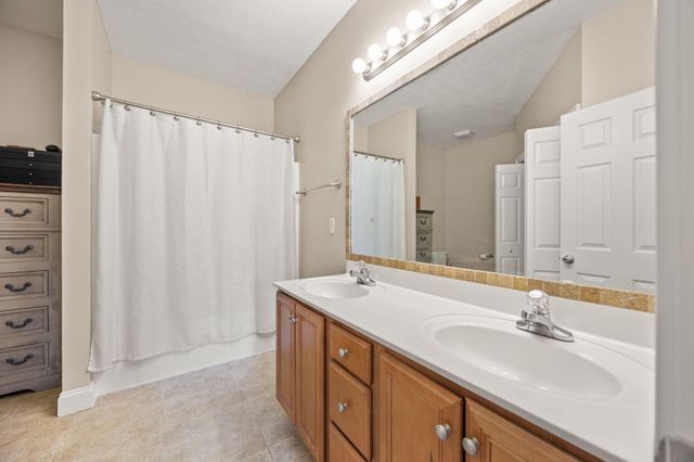 372 Ridgewood Drive, Somerset, KY 42503