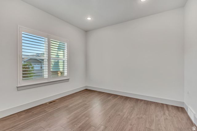1869 W HOLLYBROOK WAY, Farmington, UT 84025