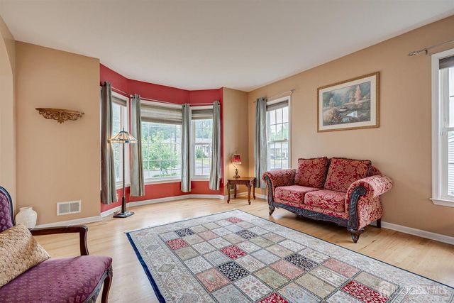 236 W Shirley Avenue W, Edison, NJ 08820