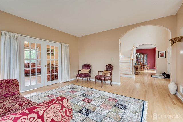 236 W Shirley Avenue W, Edison, NJ 08820