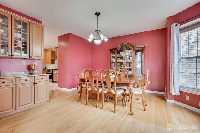 236 W Shirley Avenue W, Edison, NJ 08820