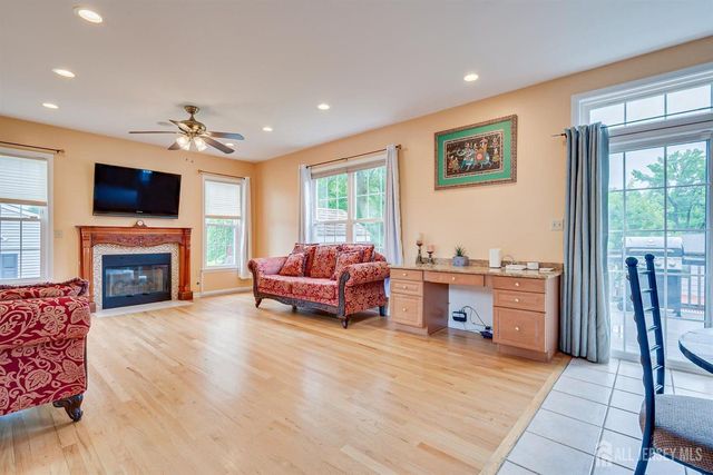 236 W Shirley Avenue W, Edison, NJ 08820