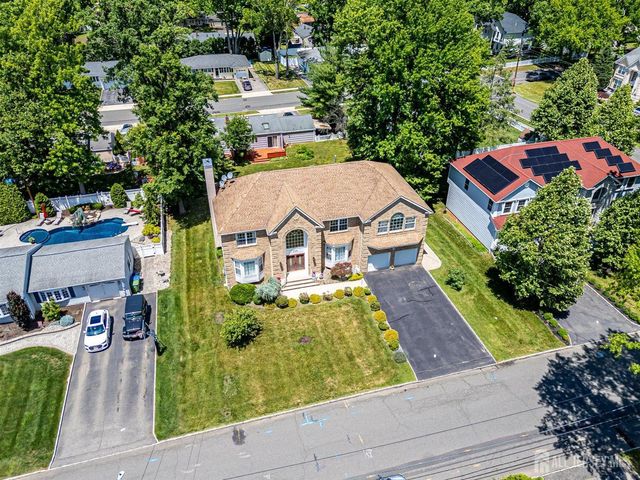 236 W Shirley Avenue W, Edison, NJ 08820