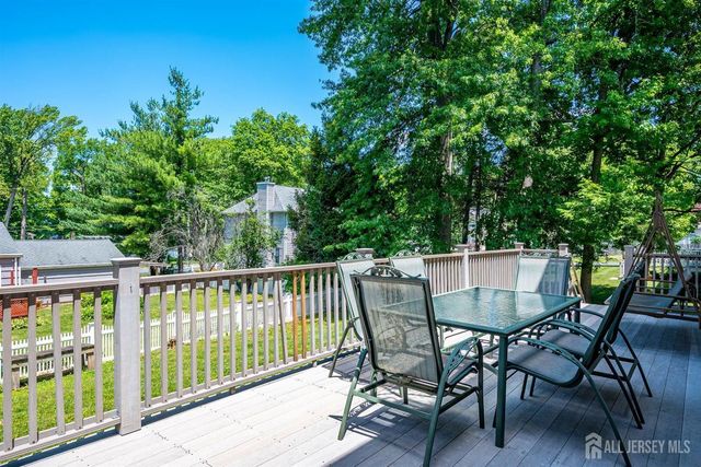236 W Shirley Avenue W, Edison, NJ 08820