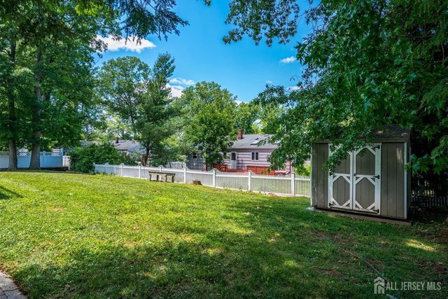 236 W Shirley Avenue W, Edison, NJ 08820