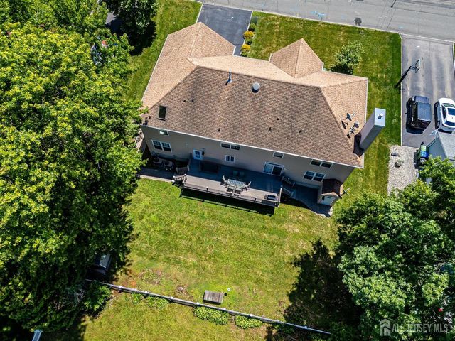 236 W Shirley Avenue W, Edison, NJ 08820