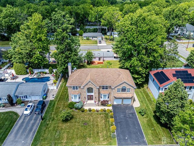 236 W Shirley Avenue W, Edison, NJ 08820