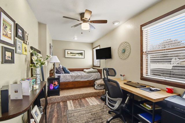 1306 S Erie Street, Bay City, MI 48706