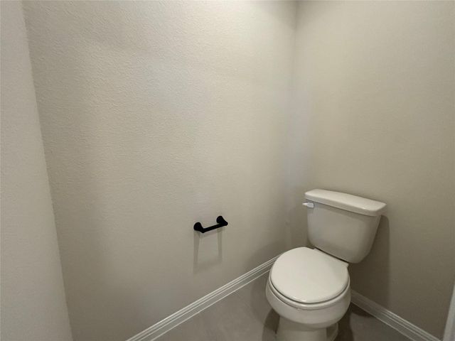 199 Crater Lake DR, Dripping Springs, TX 78620