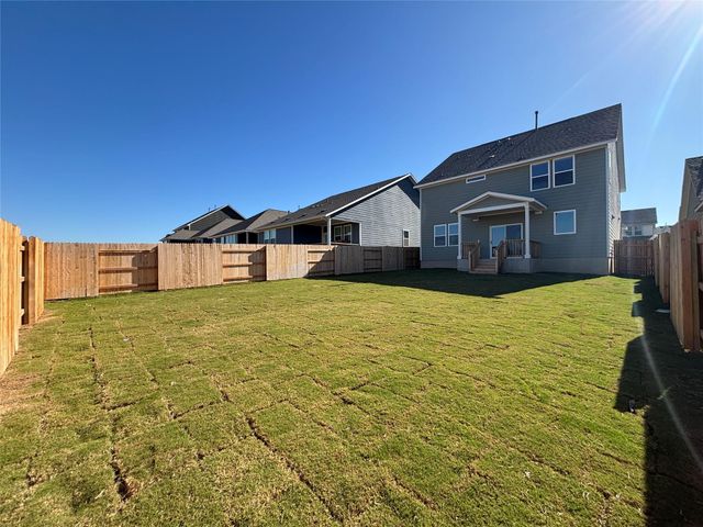 199 Crater Lake DR, Dripping Springs, TX 78620
