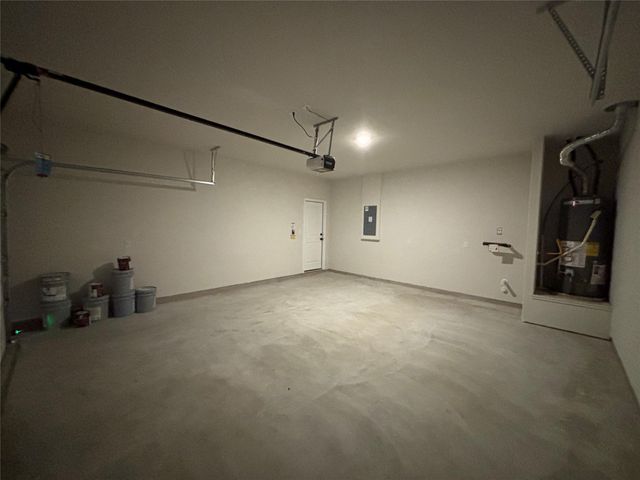 199 Crater Lake DR, Dripping Springs, TX 78620