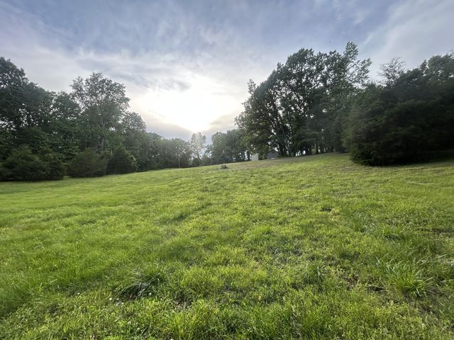 2162 Bethany Rd, Erin, TN 37061