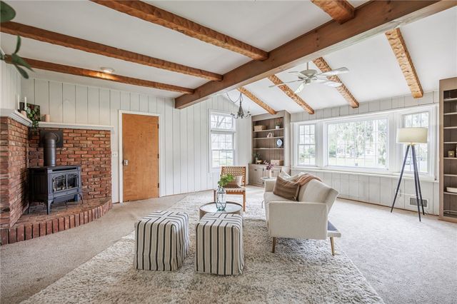 48 Shelwood Drive, Pittsford, NY 14618