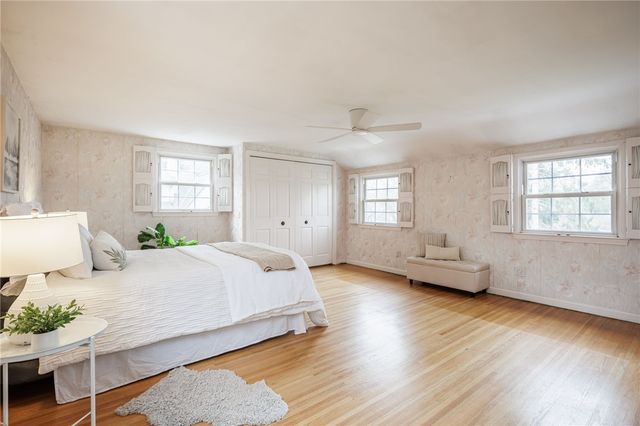 48 Shelwood Drive, Pittsford, NY 14618