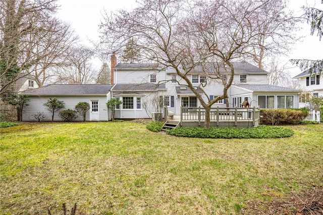 48 Shelwood Drive, Pittsford, NY 14618