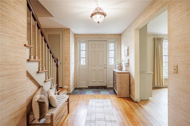 48 Shelwood Drive, Pittsford, NY 14618