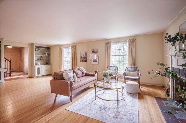 48 Shelwood Drive, Pittsford, NY 14618