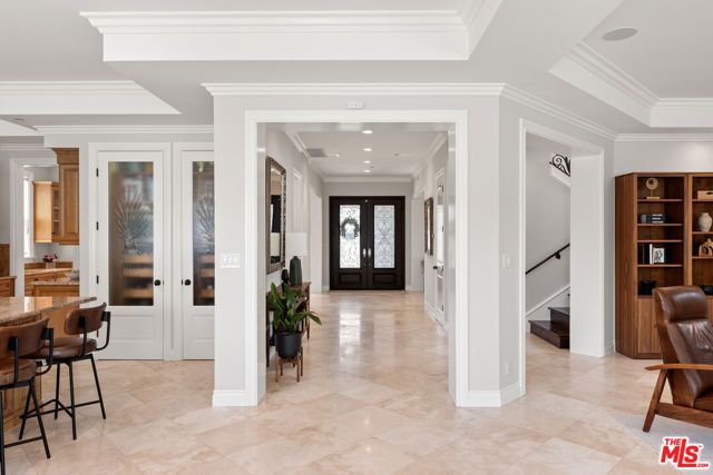 6468 Wynkoop Street, Los Angeles, CA 90045