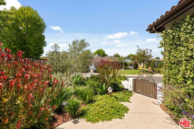 6468 Wynkoop Street, Los Angeles, CA 90045