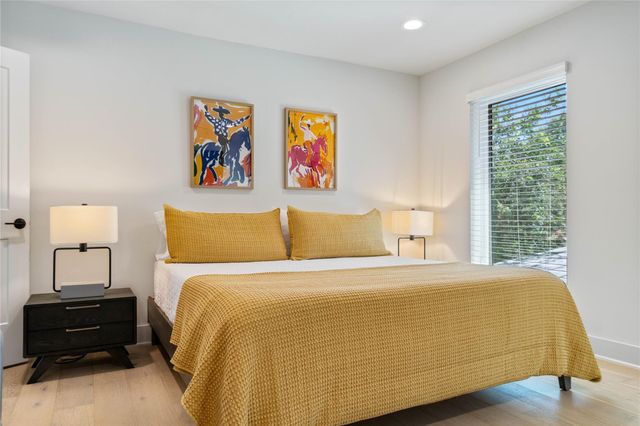 1306 Navasota ST, Austin, TX 78702