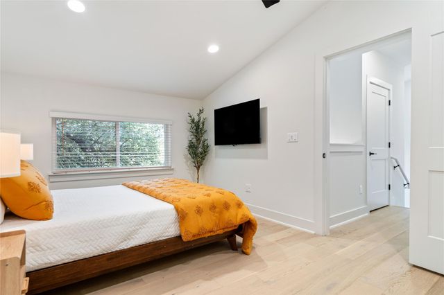 1306 Navasota ST, Austin, TX 78702