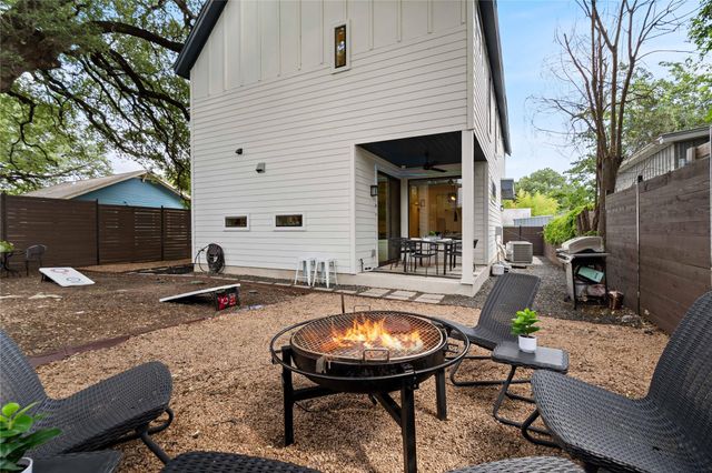 1306 Navasota ST, Austin, TX 78702