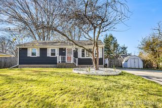 7575 Regal Avenue Se, Gaines Twp, MI 49548