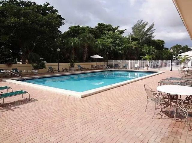 1805 Sans Souci Blvd 501, North Miami, FL 33181