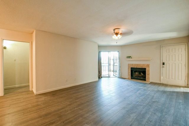 9700 Leawood Boulevard 311, Houston, TX 77099