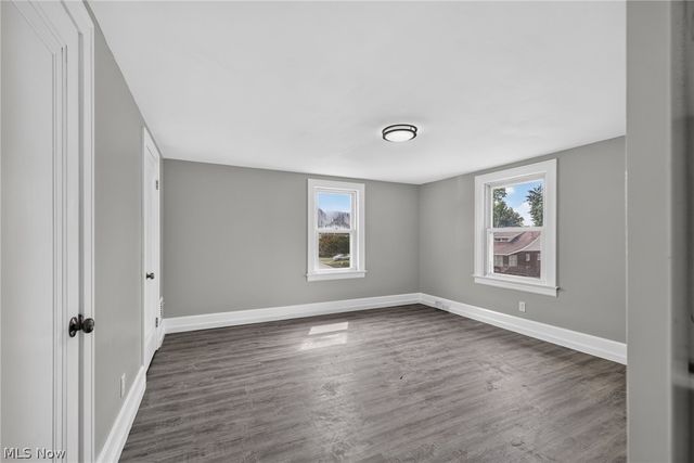 449 Kenilworth Avenue SE, Warren, OH 44483