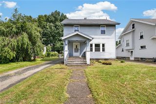 449 Kenilworth Avenue SE, Warren, OH 44483