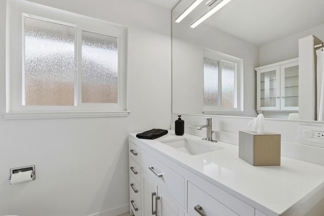 1828 Wayside Ln, Sacramento, CA 95864