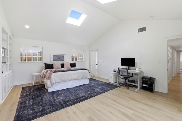 1828 Wayside Ln, Sacramento, CA 95864