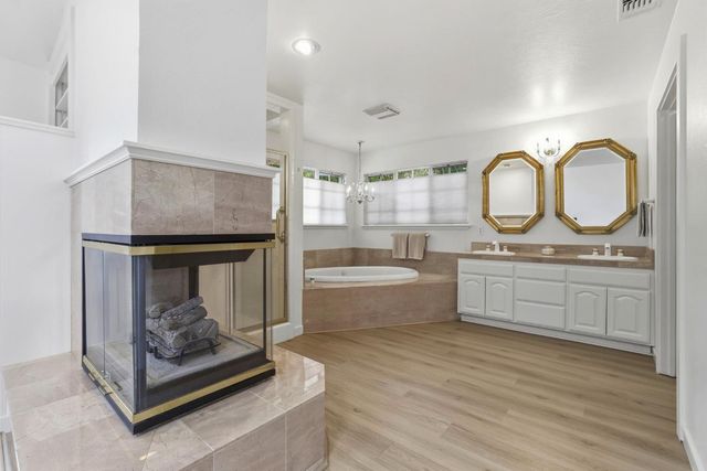 1828 Wayside Ln, Sacramento, CA 95864