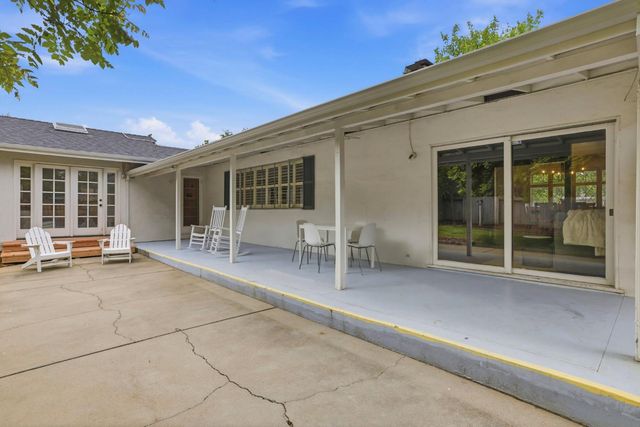 1828 Wayside Ln, Sacramento, CA 95864