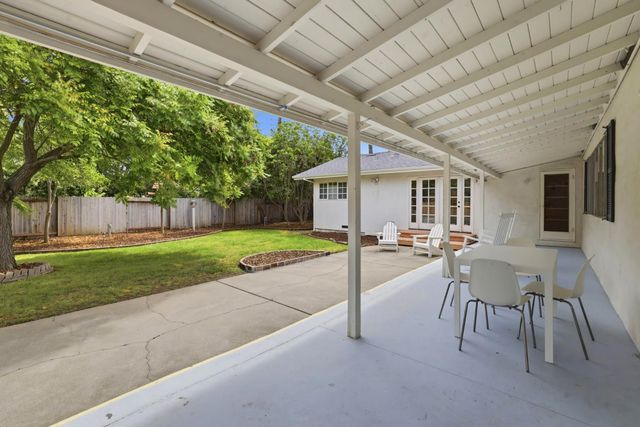 1828 Wayside Ln, Sacramento, CA 95864