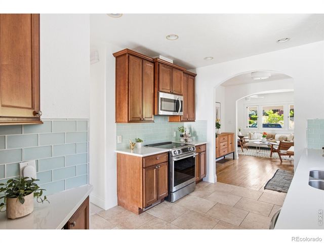 649 S Ogden Street, Denver, CO 80209