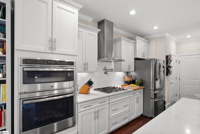 74 Modesto Lane, Simpsonville, SC 29681