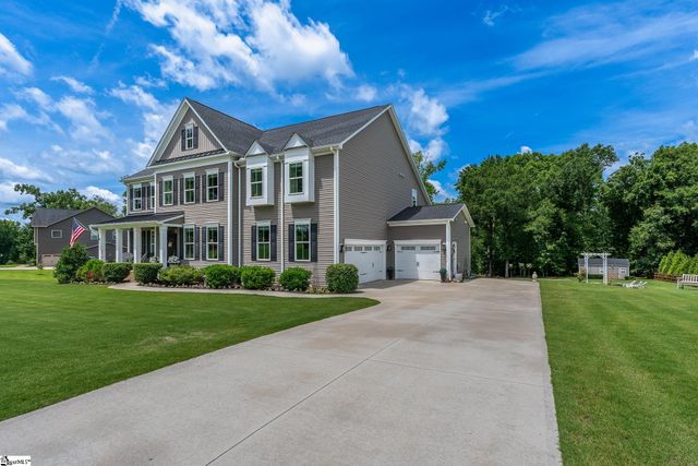 74 Modesto Lane, Simpsonville, SC 29681