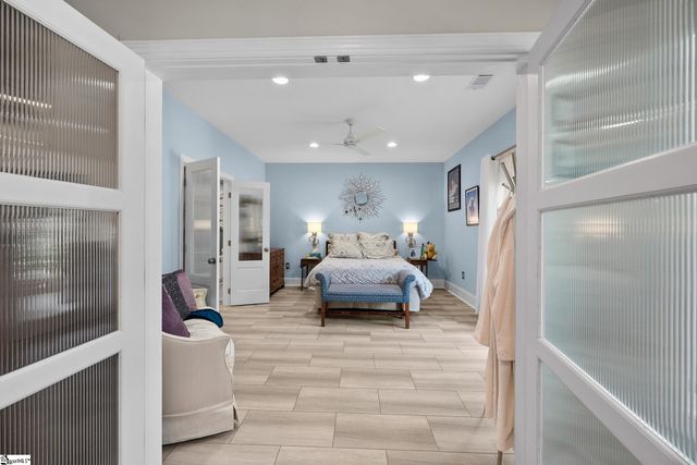 74 Modesto Lane, Simpsonville, SC 29681